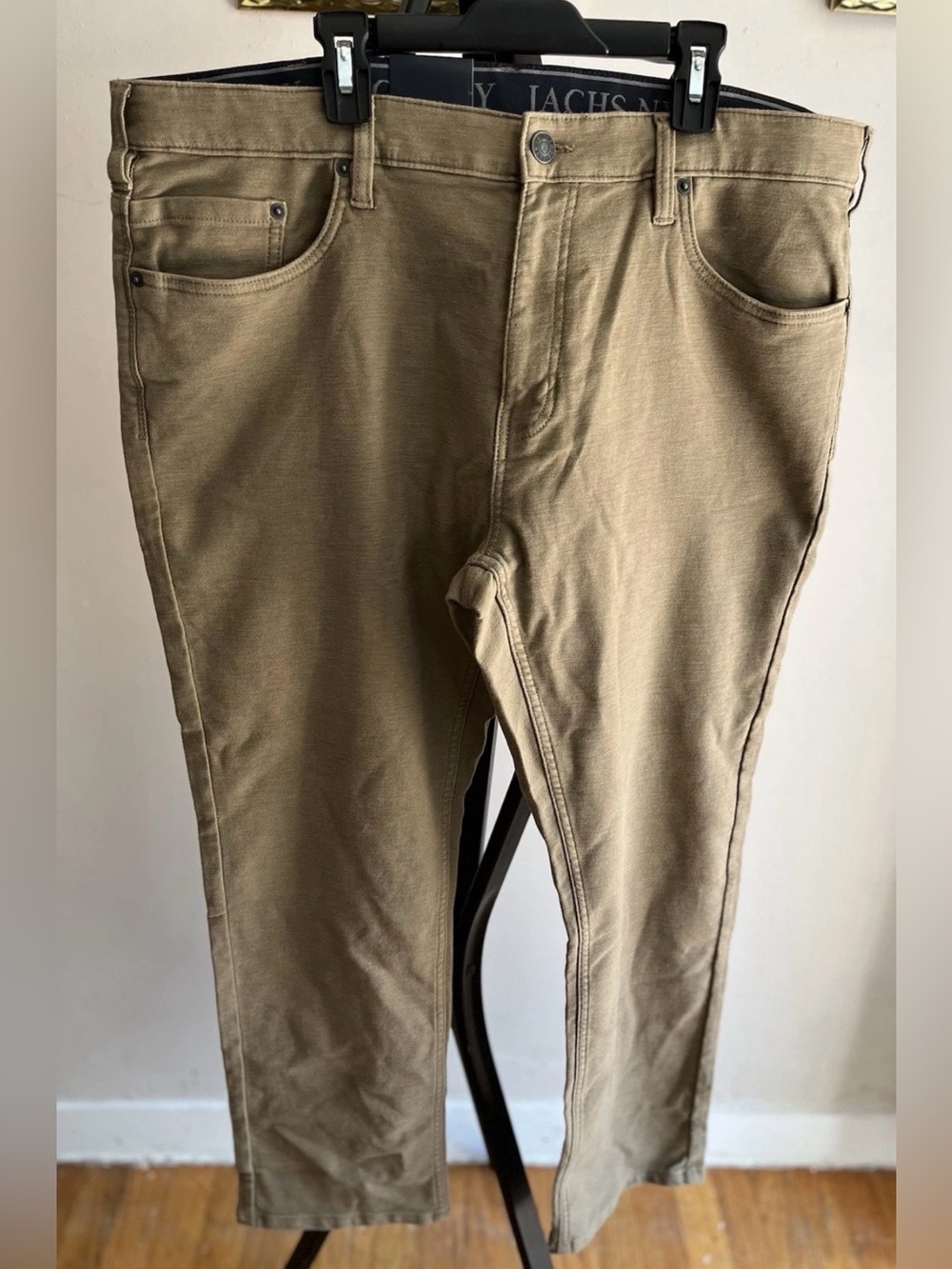 Jachs Men's straight fit Chino Pants Khaki NWTG/ size 38x28
